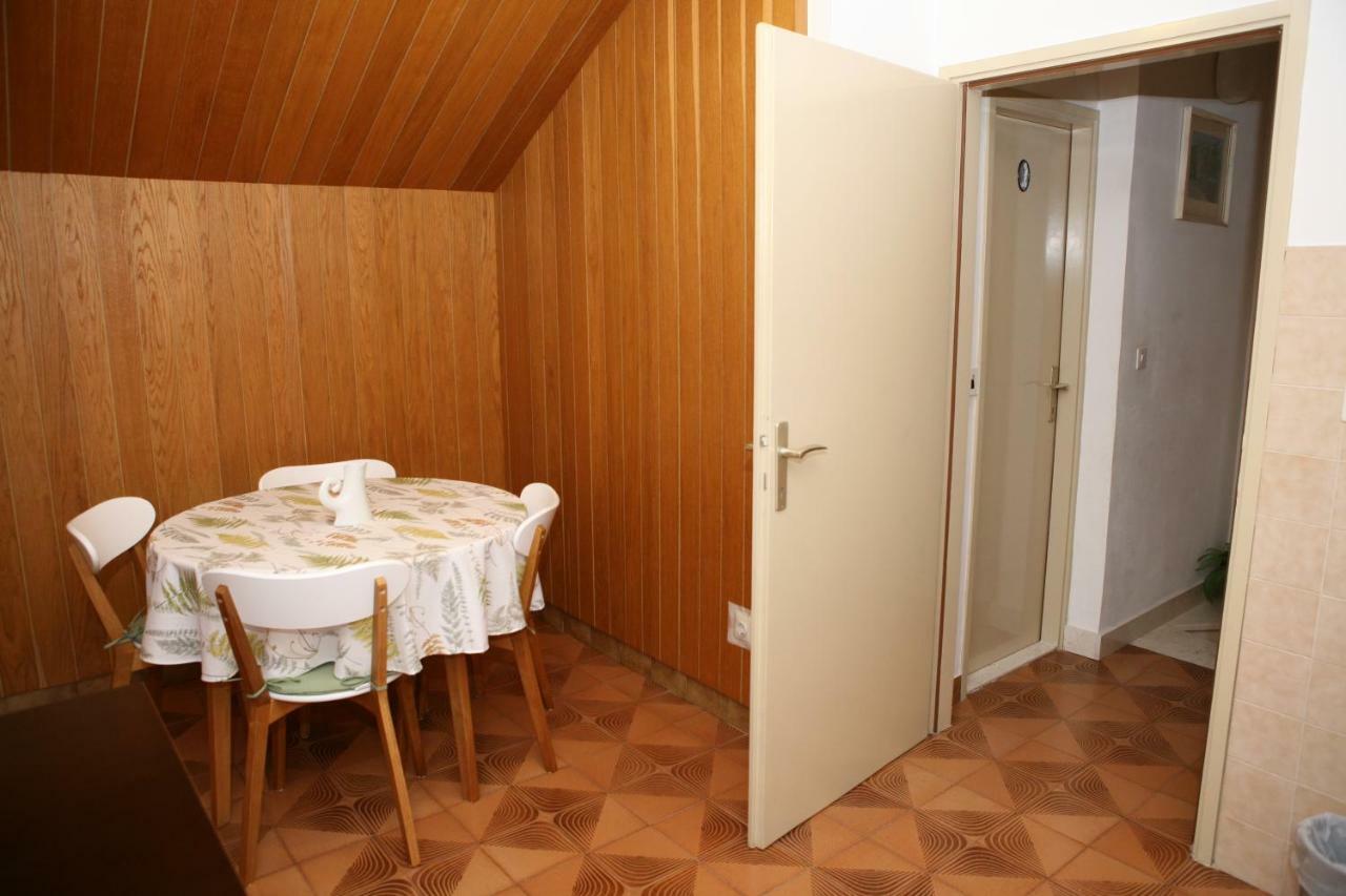 Rooms&Apartments Kurtović Donji Seget Buitenkant foto